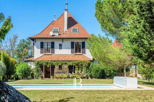 Thonon-les-Bains, Propriété 4 Chambres -  416 m² à vendre