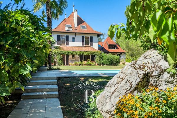 Thonon-les-Bains, Propriété 4 Chambres -  416 m² à vendre