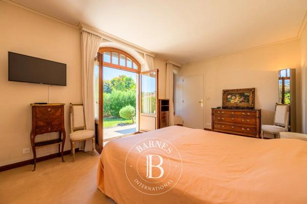 Thonon-les-Bains, Propriété 4 Chambres -  416 m² à vendre