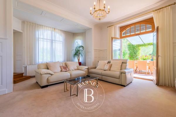 Thonon-les-Bains, Propriété 4 Chambres -  416 m² à vendre