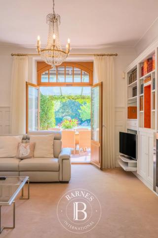 Thonon-les-Bains, Propriété 4 Chambres -  416 m² à vendre