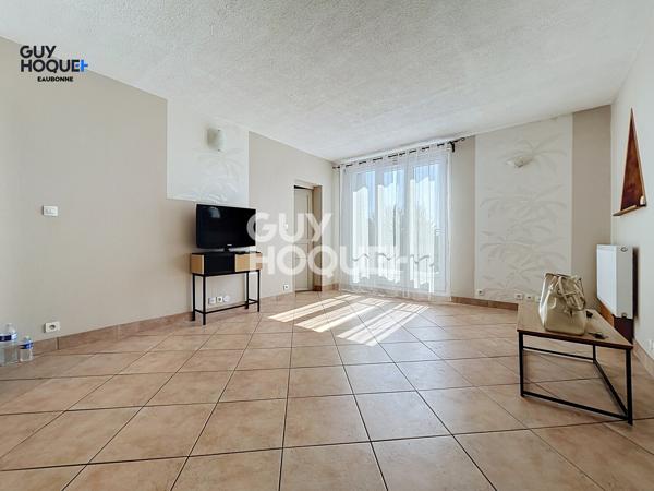 Appartement à vendre de 4 pièces - 3 chambres de 67.82m² avec place de parking et cave