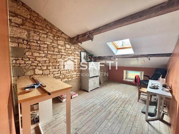 MAISON EN PIERRE 3 CHAMBRES + BUREAU GARAGE ET DEPENDANCE