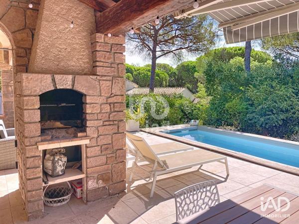 Maison à vendre 5 pièces 136 m² Saint-Raphaël