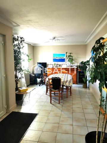 Maison familiale avec beaux volumes – idéale profession libérale ou artisan