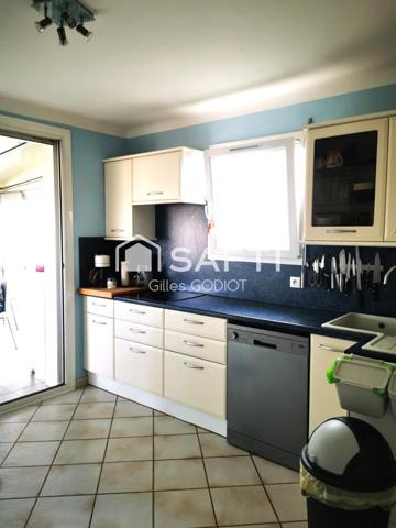 Maison familiale avec beaux volumes – idéale profession libérale ou artisan