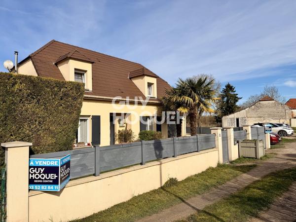 Maison à vendre de 6 pièces d'environ 131 m²