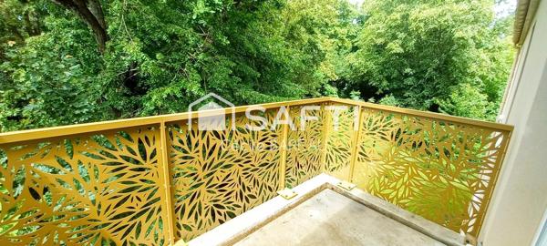 T2 lumineux avec balcon et 2 parking