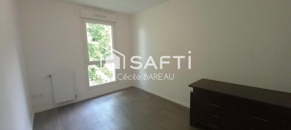 T2 lumineux avec balcon et 2 parking