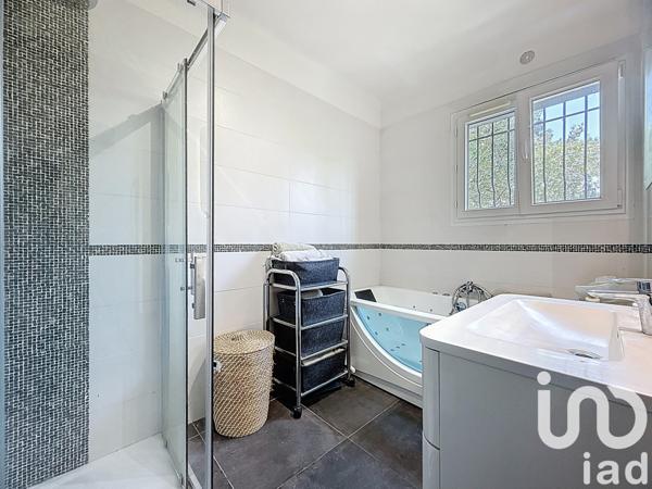 Maison à vendre 6 pièces 163 m² Mouans-Sartoux