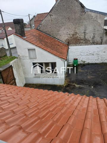 Proche de nos belles plages 5mn  et bien situe en centre ville  dans un cadre agréable.