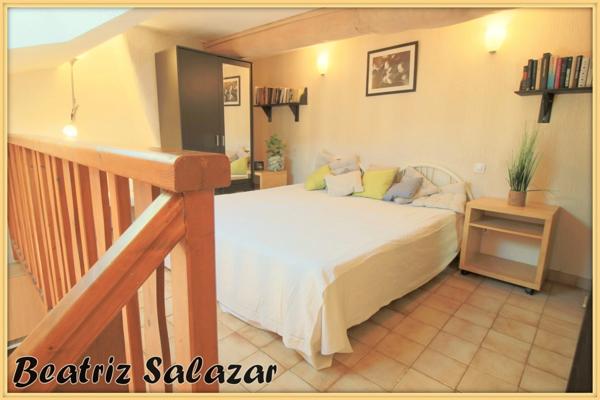 Centre ville de Digne, très joli et calme T2 de 34 m² avec ascenseur. Proche de toutes commodités.