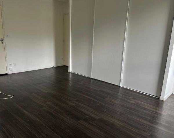 Location Appartement T2 avec parking - Centre ville