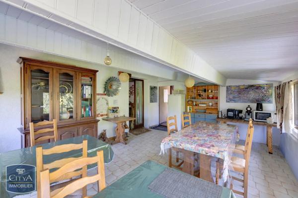 Maison à vendre 8 pièces 222m²