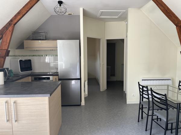 AVEC ENTRÉE PRIVATIVE...À LOUER Pontivy (56300)