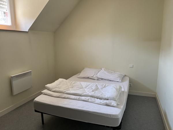 AVEC ENTRÉE PRIVATIVE...À LOUER Pontivy (56300)