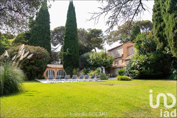 Maison à vendre 9 pièces 360 m² Antibes