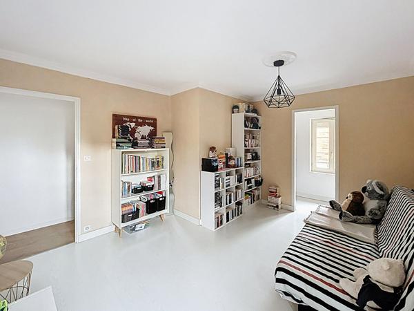 Maison de bourg pleine de charme de 150 m² habitable à Martigne Briand