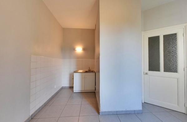 Grenoble - T1 Rue Antoine Polotti