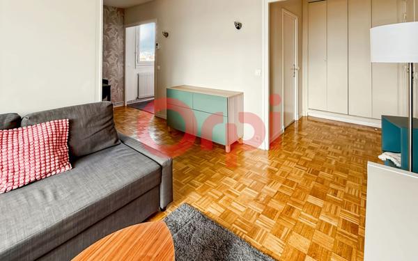 Appartement à vendre    2 pièces • 34,30 m2 Lyon 8