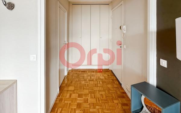 Appartement à vendre    2 pièces • 34,30 m2 Lyon 8