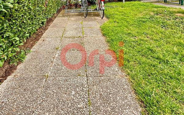 Appartement à vendre    2 pièces • 34,30 m2 Lyon 8