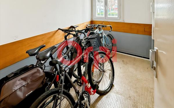 Appartement à vendre    2 pièces • 34,30 m2 Lyon 8