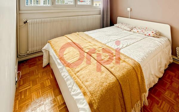 Appartement à vendre    2 pièces • 34,30 m2 Lyon 8