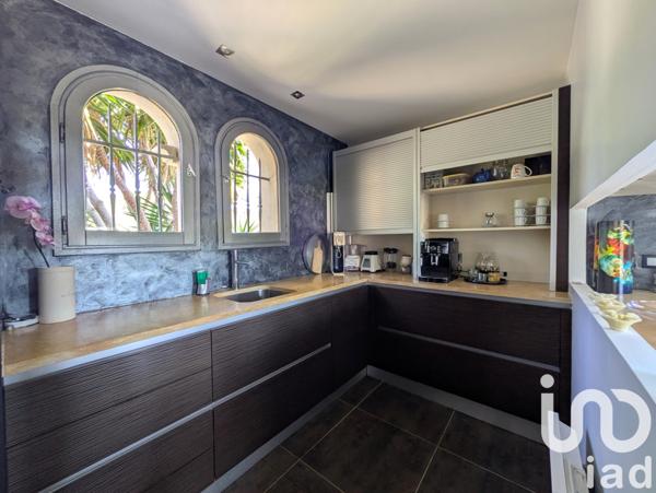 Maison à vendre 12 pièces 460 m² Bormes-les-Mimosas