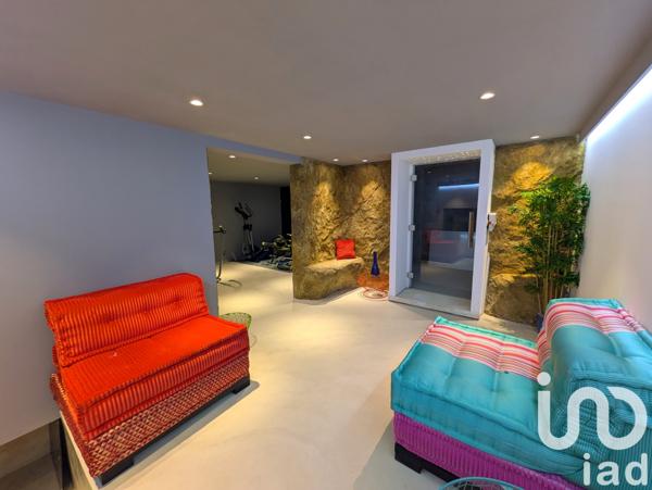 Maison à vendre 12 pièces 460 m² Bormes-les-Mimosas