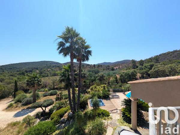 Maison à vendre 12 pièces 460 m² Bormes-les-Mimosas