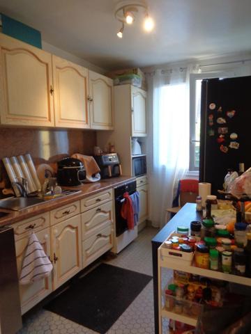 Très bel Appartement 5 Pièces Vendu Loué meublé ( contrat 1 an)