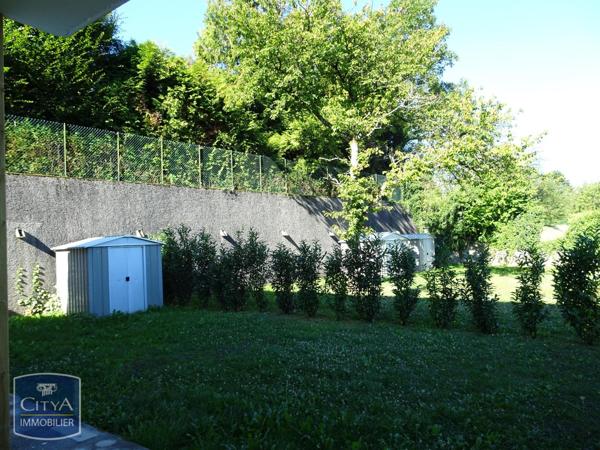 Appartement à louer 4 pièces 129.64m²