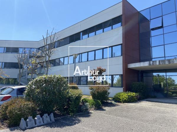 BUREAUX A LOUER DE 931 m² - DIVISIBLES - TOULOUSE BASSO CAMBO