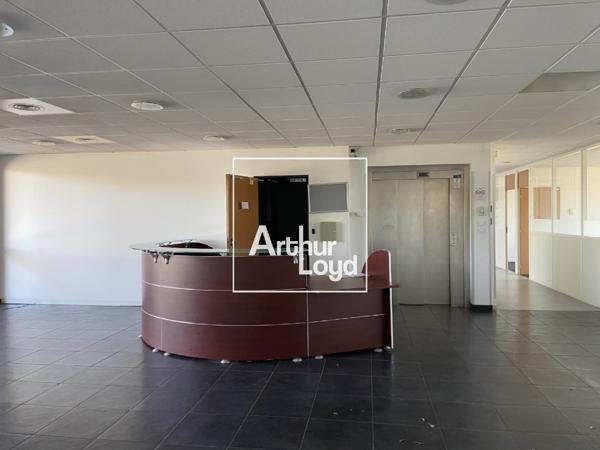 BUREAUX A LOUER DE 931 m² - DIVISIBLES - TOULOUSE BASSO CAMBO