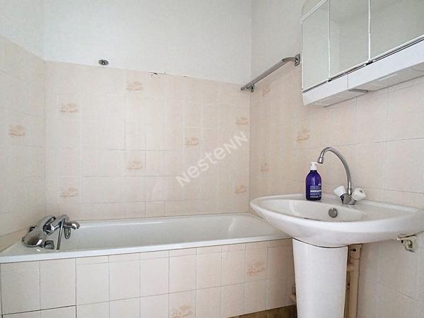 COEUR DE VILLE - Studio 26 m² avec grenier