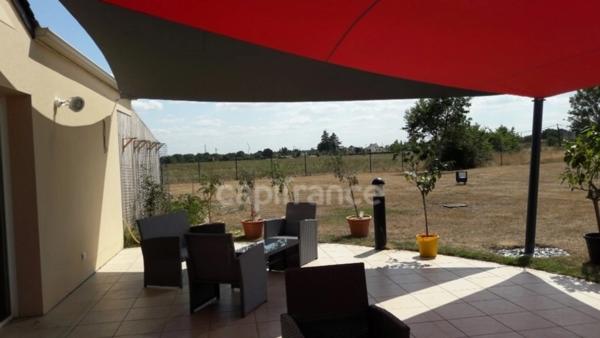 Dpt Loire Atlantique (44), à vendre PROCHE DE NORT SUR ERDRE Hôtel - Restaurant