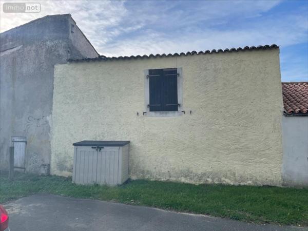 Maison de ville à vendre à Marsilly en Charente-Maritime (17137), ref : AN 479