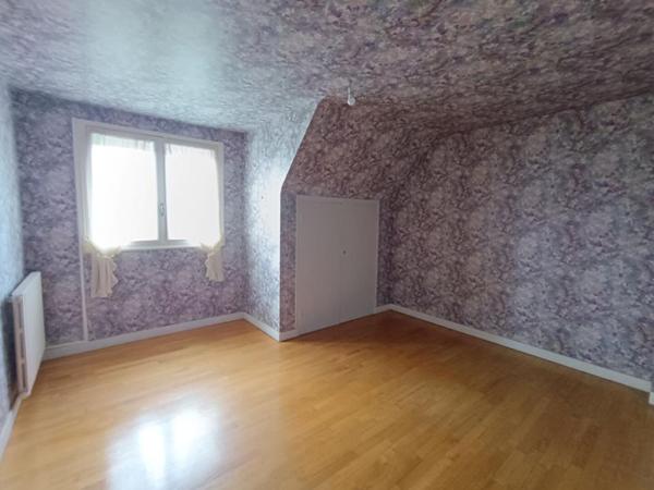 29520 Châteauneuf du Faou maison familiale avec vue  4 - 6 chambres  sous sol complet