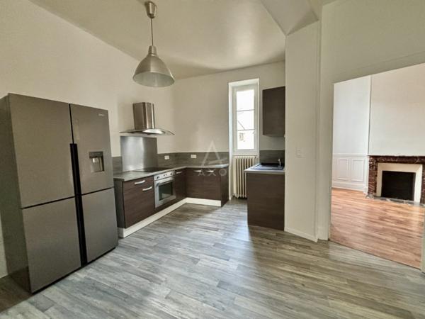 APPARTEMENT 2 PIÈCES CHARMANT ET BIEN ENTRETENU