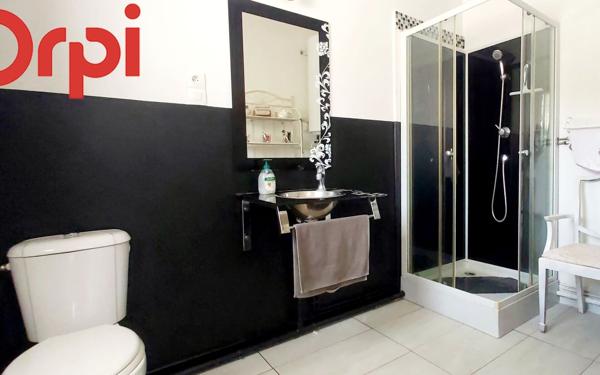 Maison à vendre    4 pièces •  Port-des-Barques