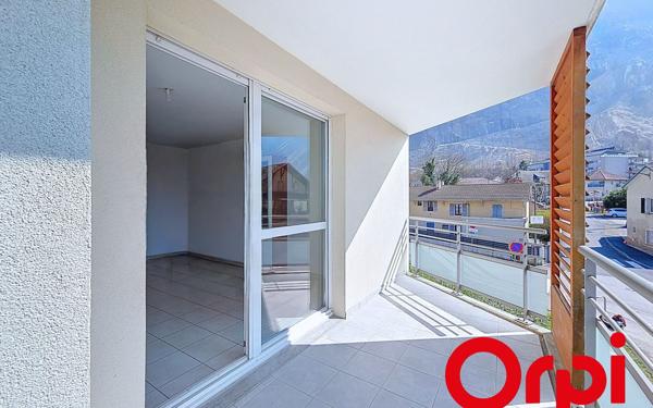 Appartement à vendre    2 pièces • 47 m2 Étrembières