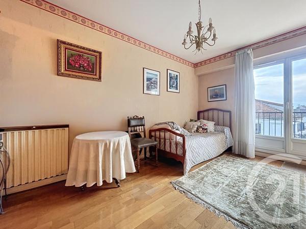 Appartement F5 à vendre  5 pièces - 109,62 m2 DEUIL LA BARRE - 95