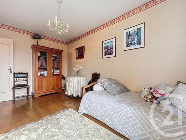 Appartement F5 à vendre  5 pièces - 109,62 m2 DEUIL LA BARRE - 95