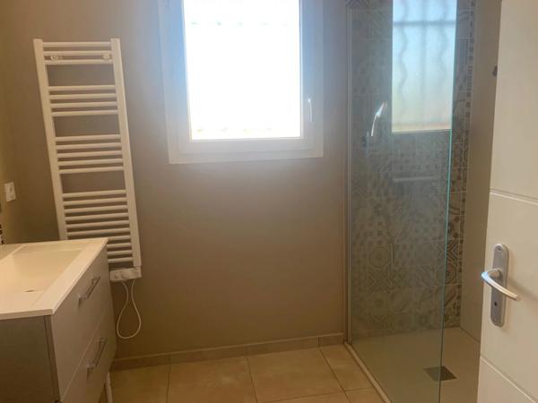 Location                                                      Villa
                        
                     4 pièces                      88 m2                     à Claira