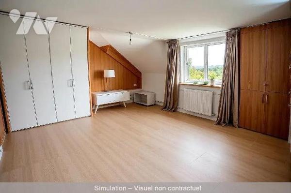 Avenue Louis Pierre Laroque, proximité marché Casanova.
Construite en 1996, maison familiale d...