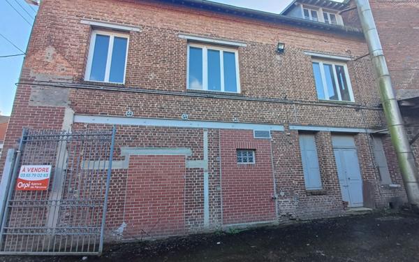 Appartement à vendre    3 pièces • 145 m2 Péronne