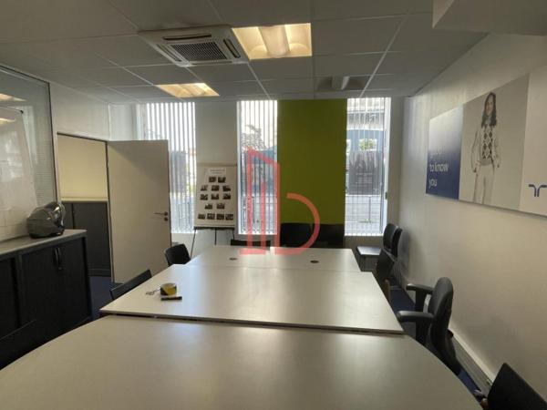 Bureau de 170 m² à louer à Bordeaux Meriadeck