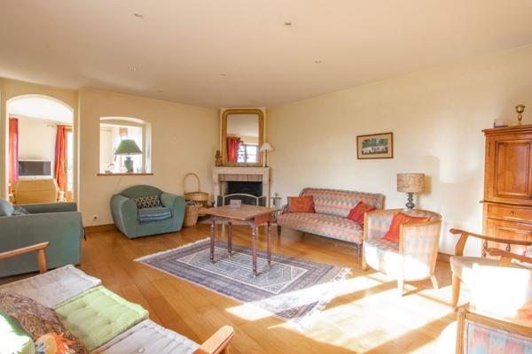 Vente Villa246 m² - 8 Pièces - FILLINGES (74250)