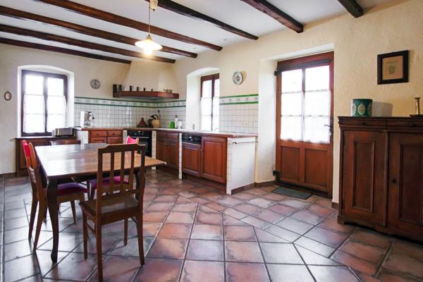 Vente Villa246 m² - 8 Pièces - FILLINGES (74250)